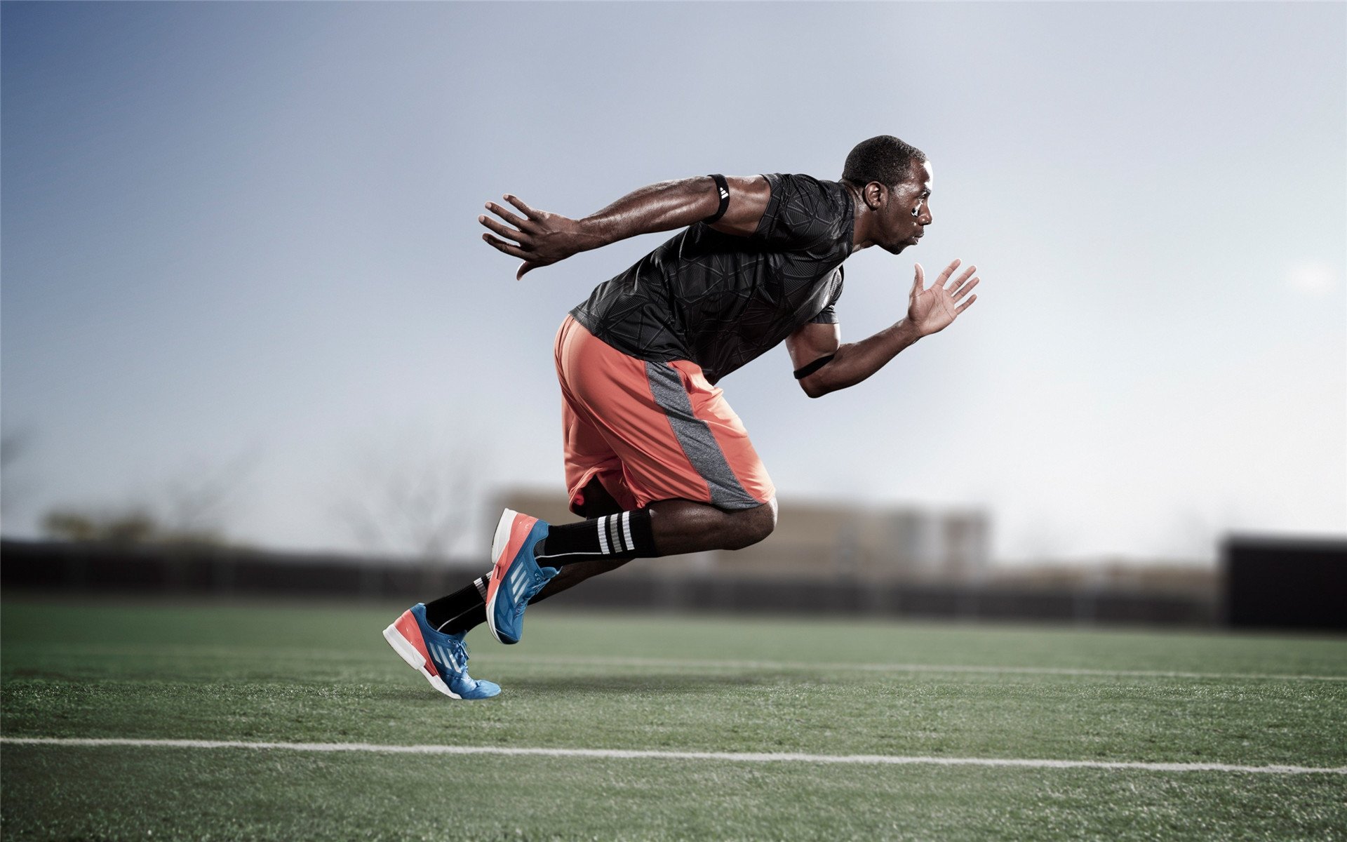 “德甲赛事精彩回放：技术与战术的完美结合”，德甲比赛集锦