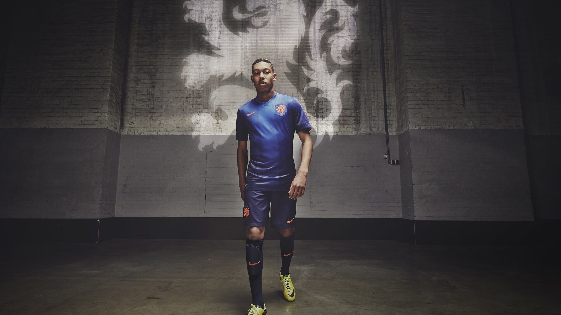 奥运赛场现“马拉多纳式”进球，马拉多纳30大经典进球